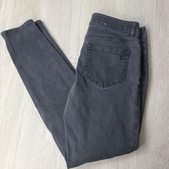 Two by Vince Camuto skinny jeans - Picture 3 of 7